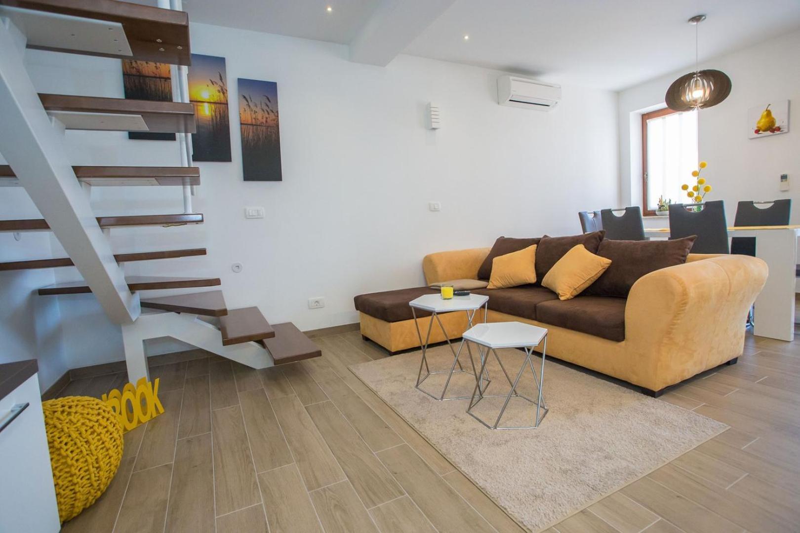 Two Bedroom Milohanic Iii Porec